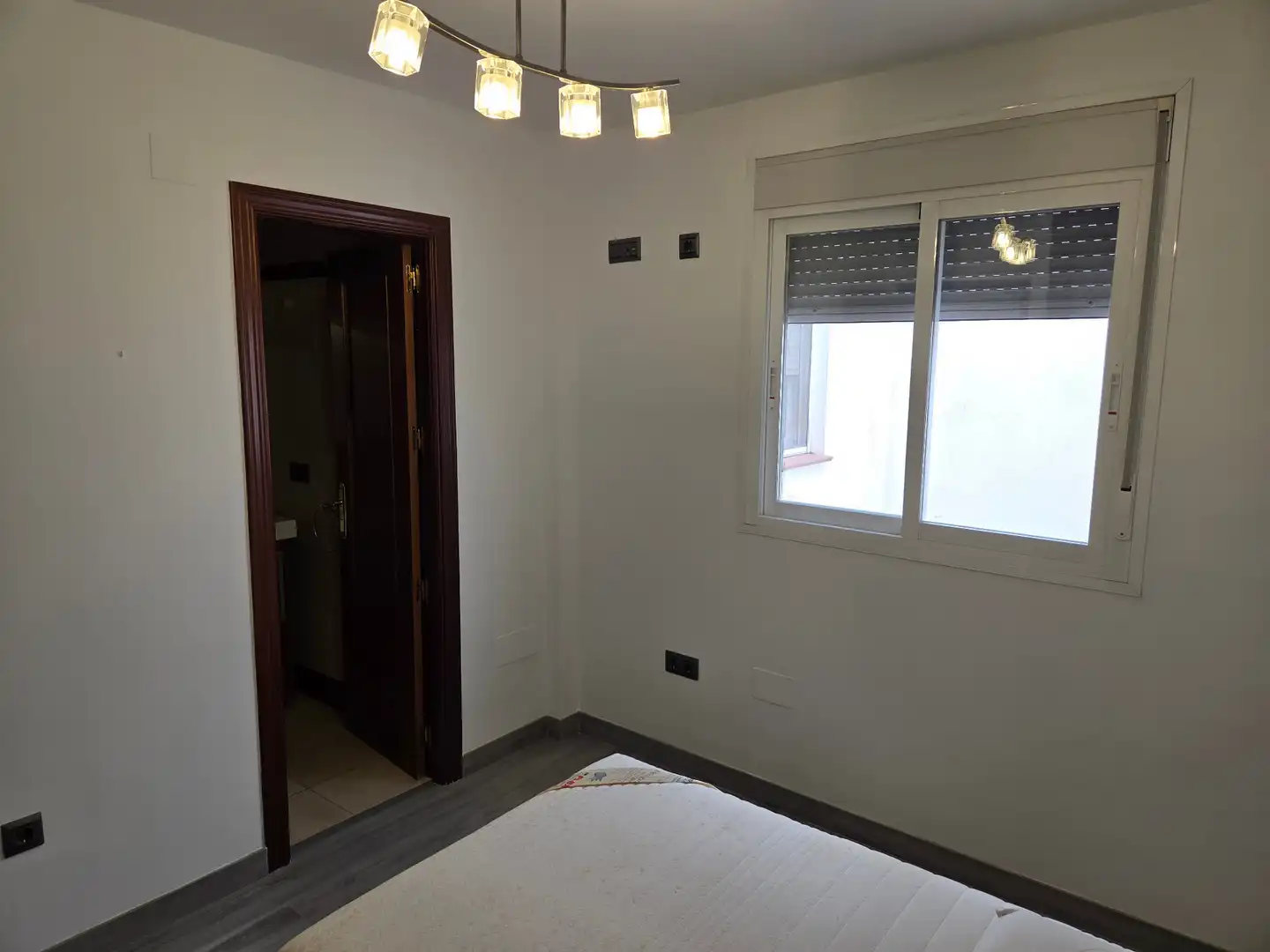 Habitación de Piso de alquiler en Rincón de la Victoria con Aire acondicionado, Terraza y Trastero