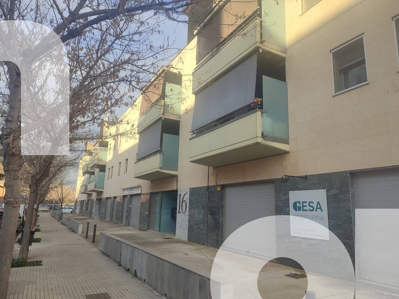 Vista exterior de Garatge en venda en Les Franqueses del Vallès