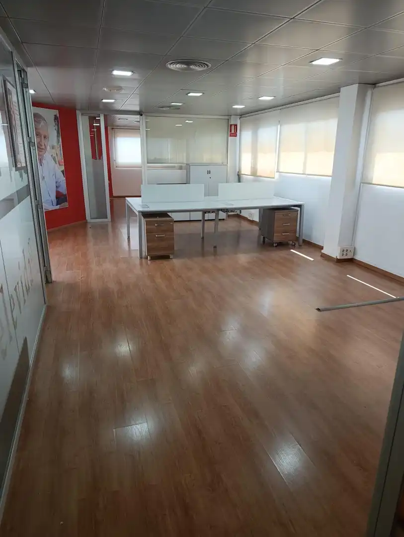 Office for rent in Murcia  with Air Conditioner