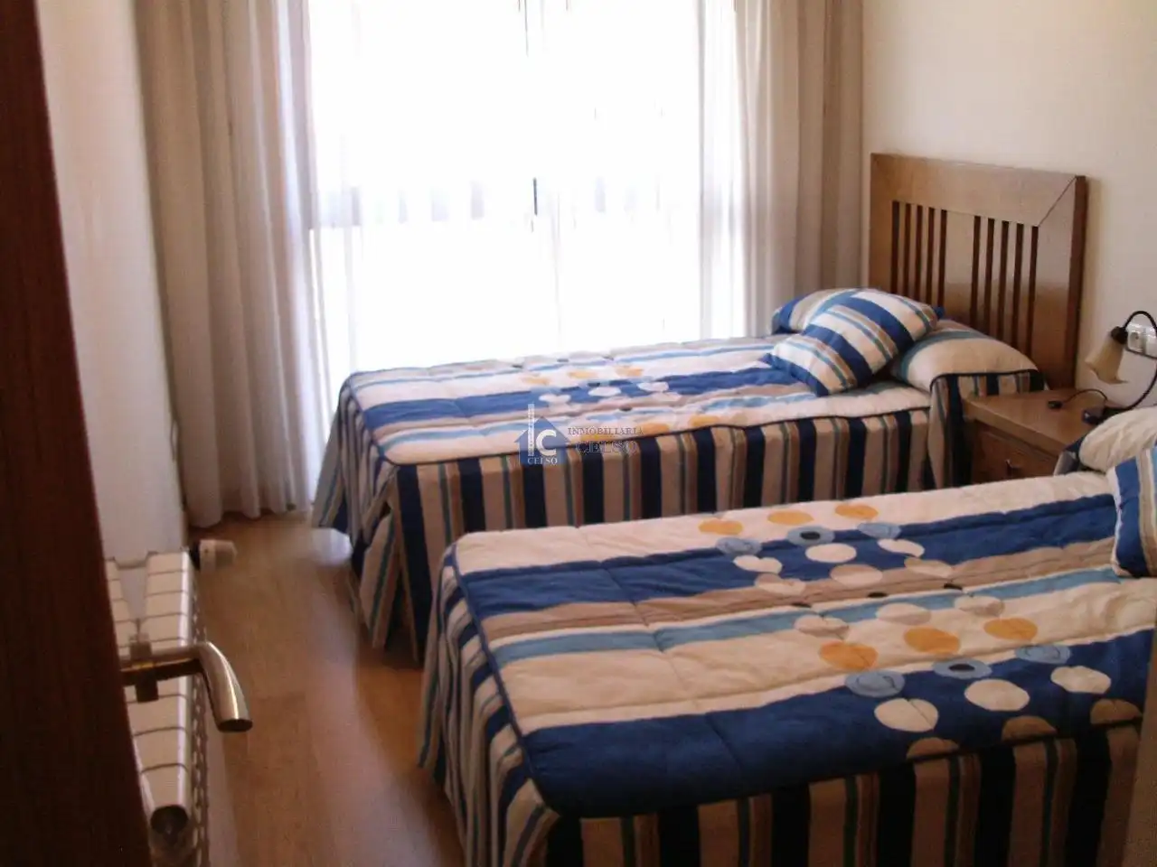 Habitación de Apartamento en venta en Ourense Capital  con Calefacción, Trastero y Amueblado