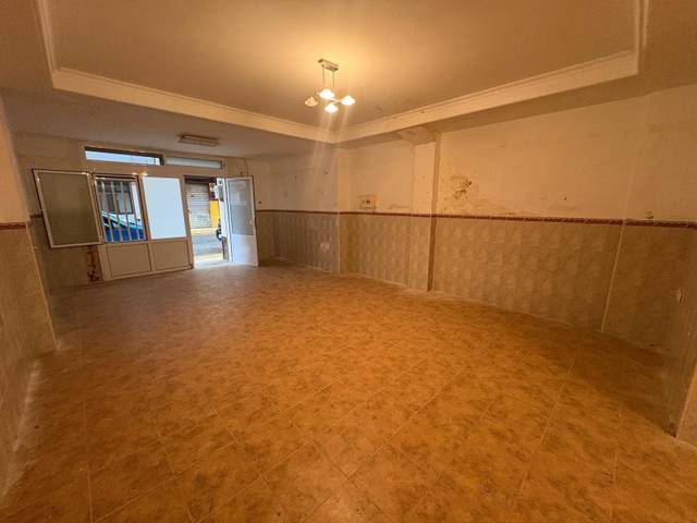 Local comercial en Venta en Catarroja