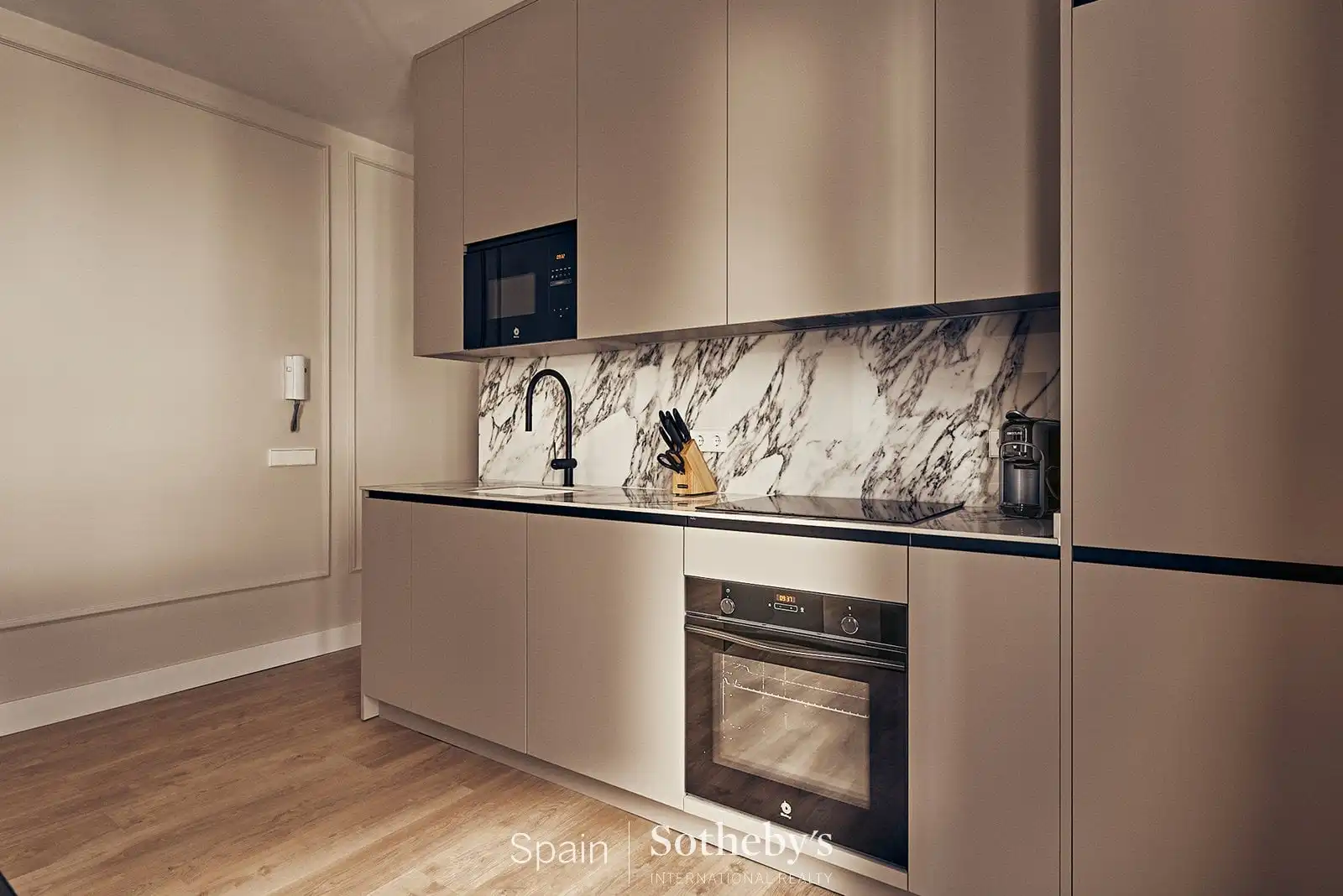 Cocina de Apartamento en venta en Madrid con Aire acondicionado y Calefacción