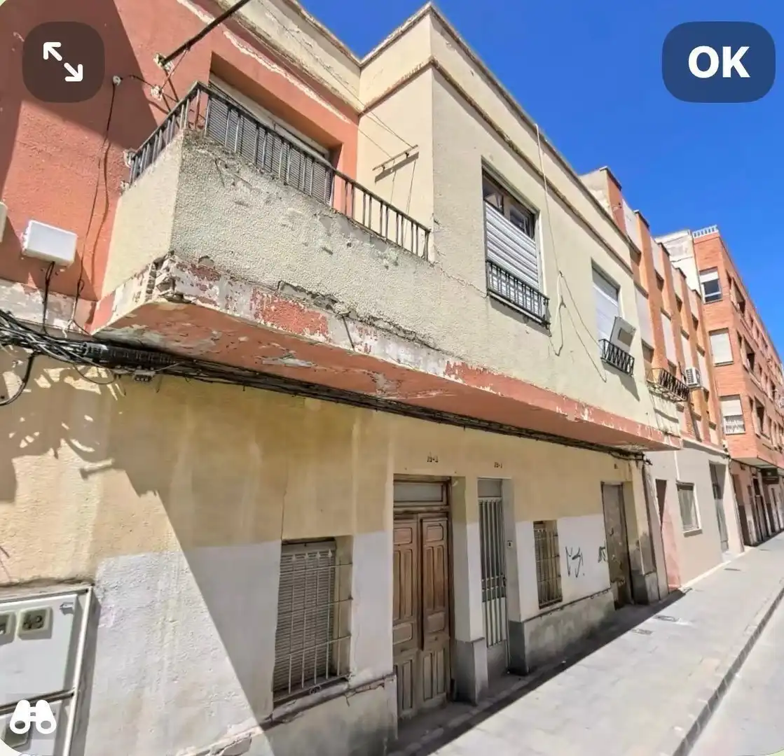 Residential land for sale in El Mercado - Plaza de Toros