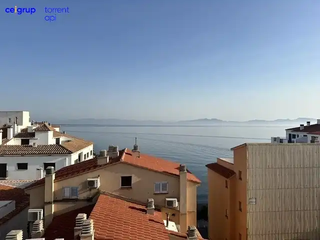 Attic for sale in L'Escala  with Air Conditioner and Terrace