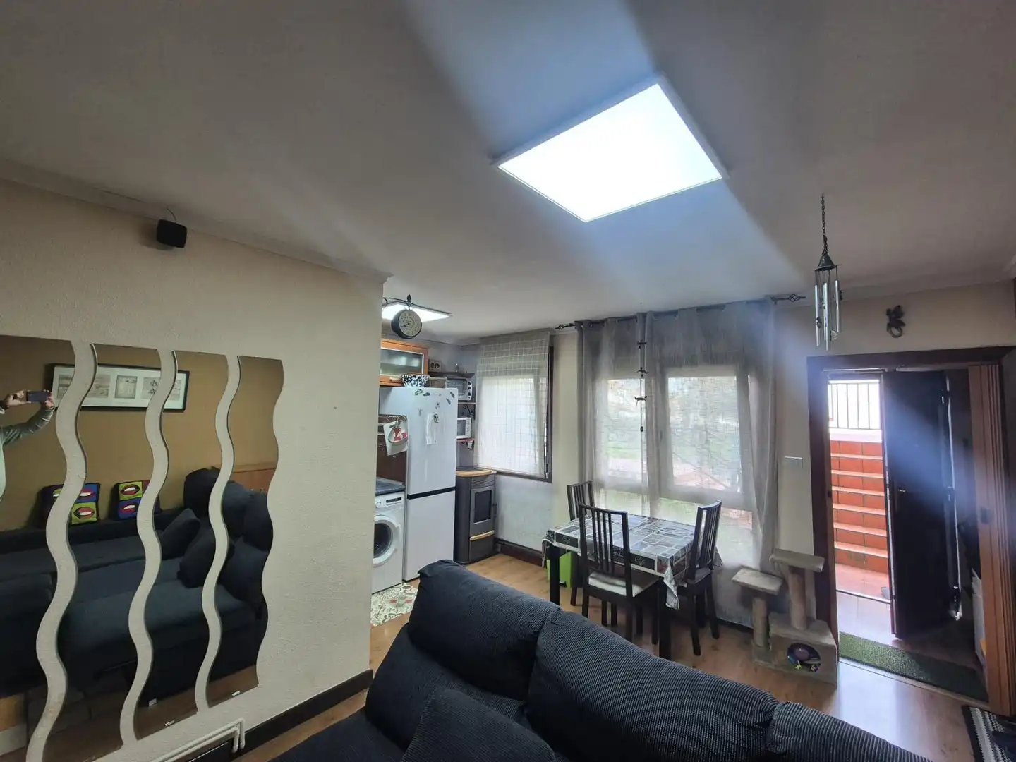 Apartamento en venta en Valle de Mena con Parquet y Piscina comunitaria