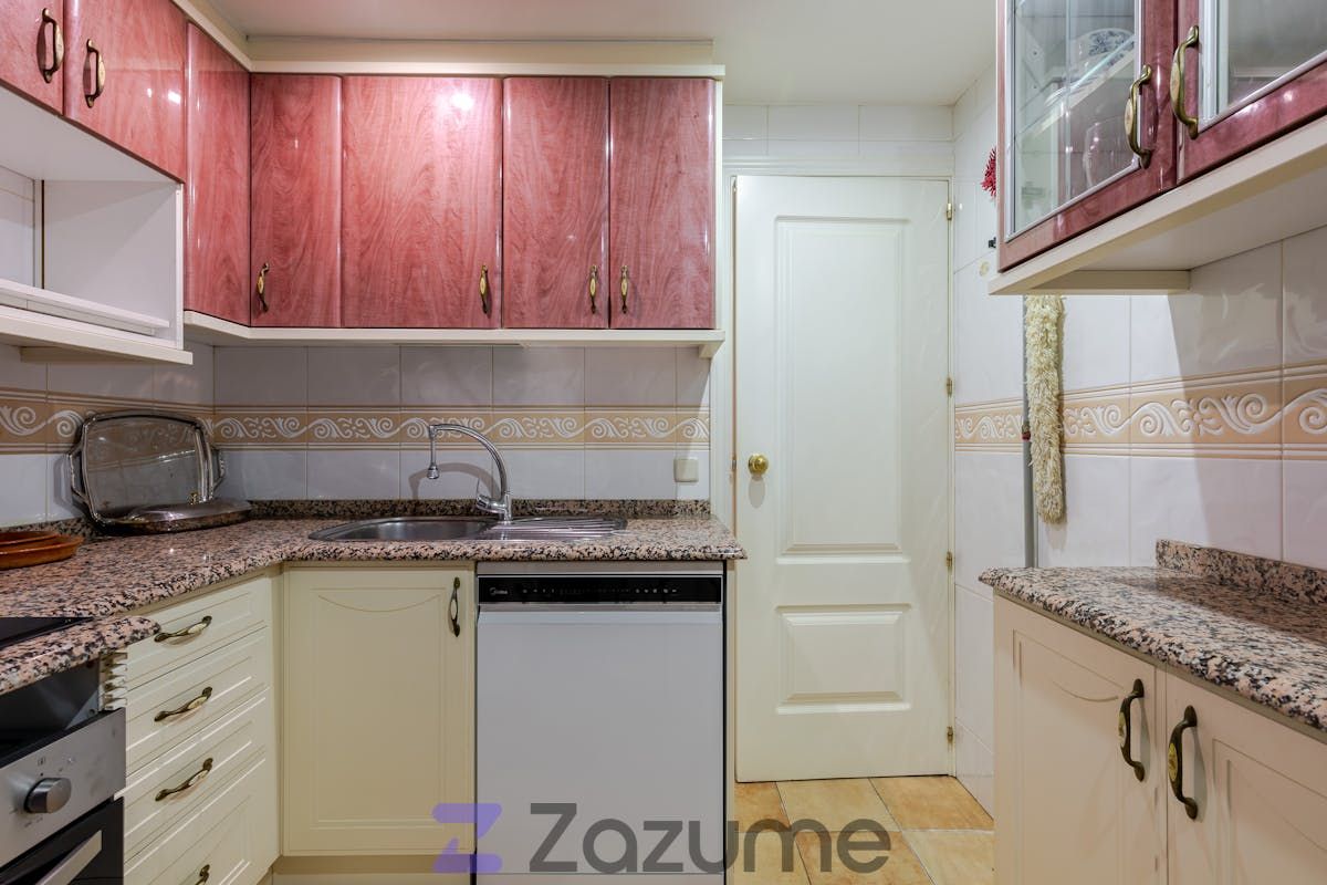 Cuina de Pis de lloguer en  Madrid Capital amb Aire condicionat, Calefacció i Parquet