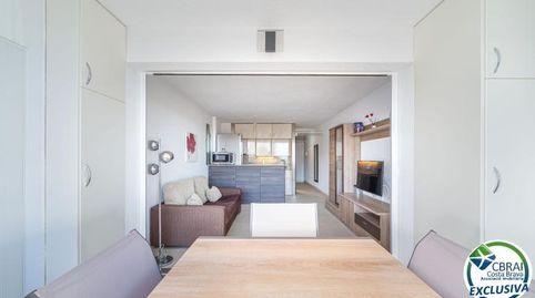 Foto 3 de Apartamento en venta en de P Calderon de la Barca, 6, Salatar, Roses