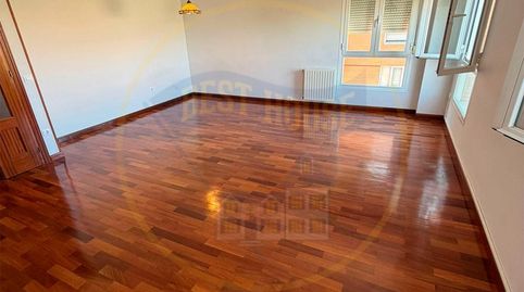 Foto 4 de Piso en venta en Antonio Machado, Reyes Católicos - Paseo San Antonio, Cuenca Capital