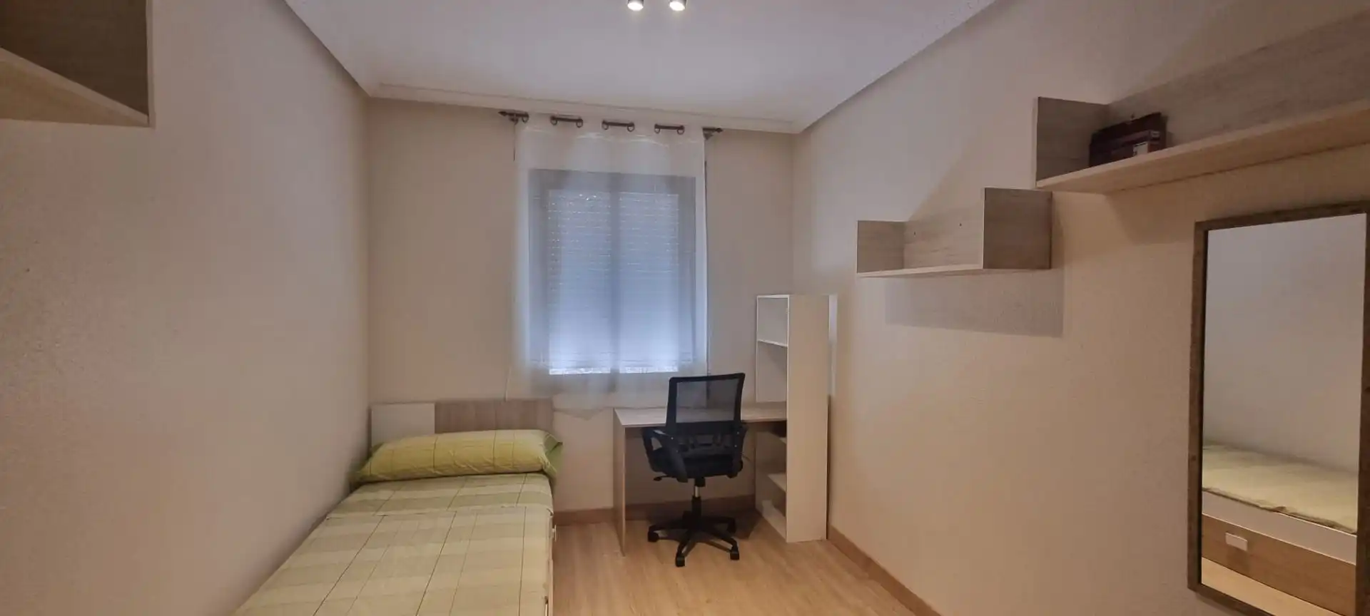 Bedroom of Flat for rent in Torrijos  with Air Conditioner and Furnished