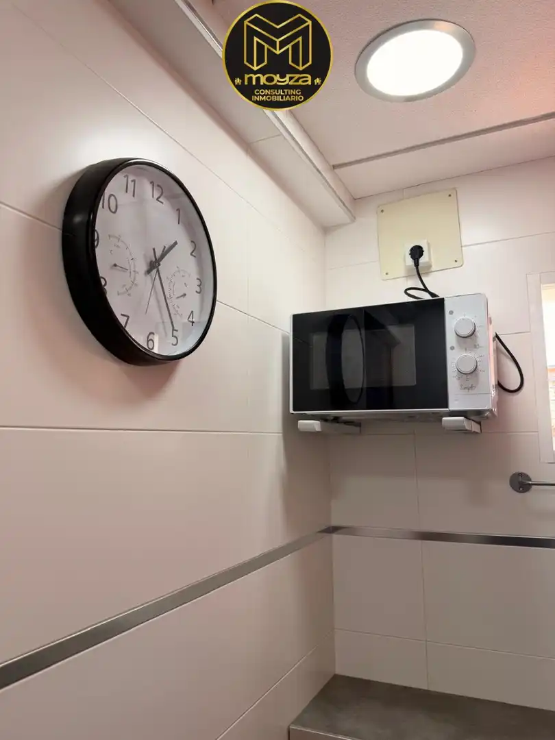 Kitchen of Flat for rent in Jaén  with Air Conditioner and Heating