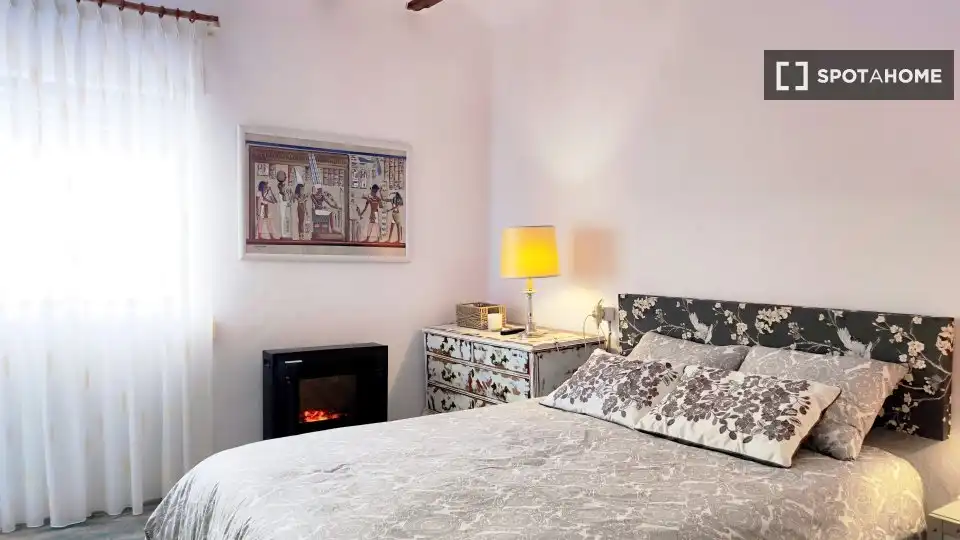Bedroom of Flat for rent in Bolbaite  with Air Conditioner, Heating and Furnished