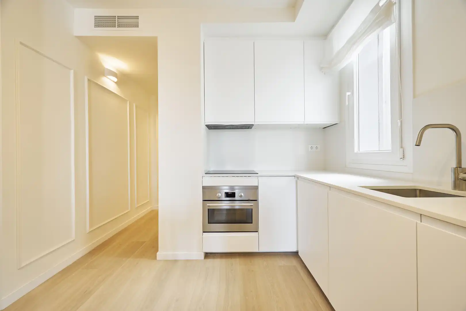 Küche von Wohnung zur Miete in Madrid mit Klimaanlage und Balkon