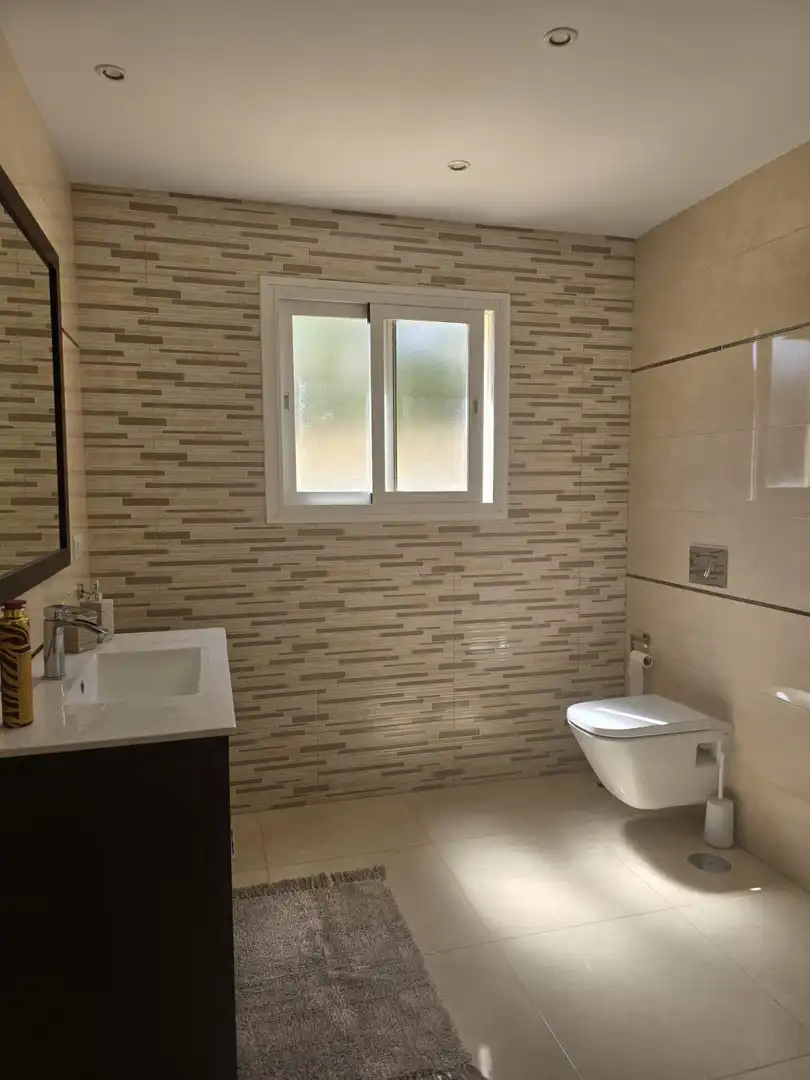 Badezimmer von Haus oder Chalet zur Miete in Mijas mit Klimaanlage, Heizung und Privatgarten