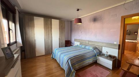 Foto 2 de Casa adosada en venta en Huércanos, La Rioja