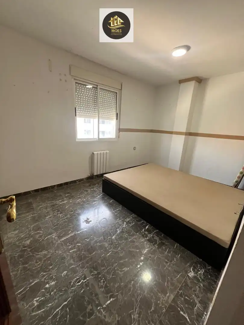 Bedroom of Flat for sale in Jaén  with Heating, Storage room and Balcony