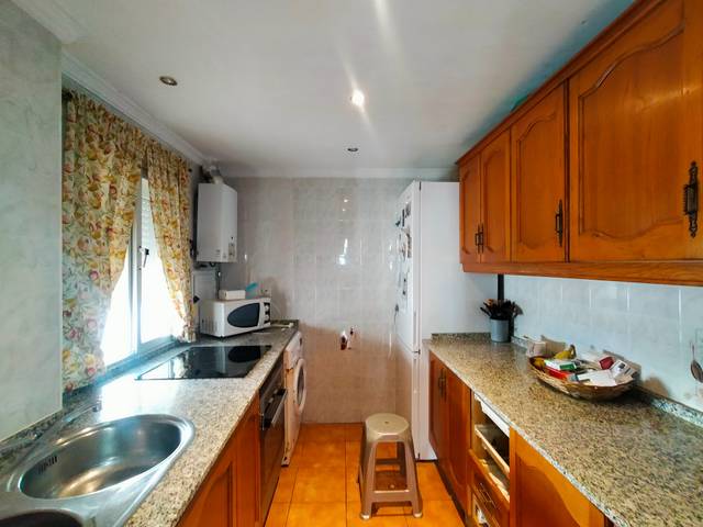 Piso en Venta en Calle Yerba en Casco Histórico - Zona Alta