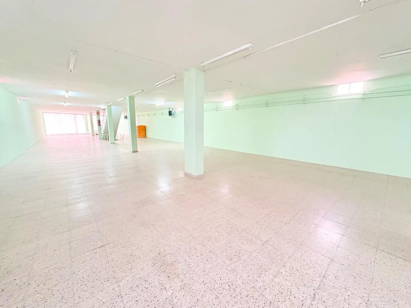 Local comercial en venda a Avenida de Portugal, imagen 34