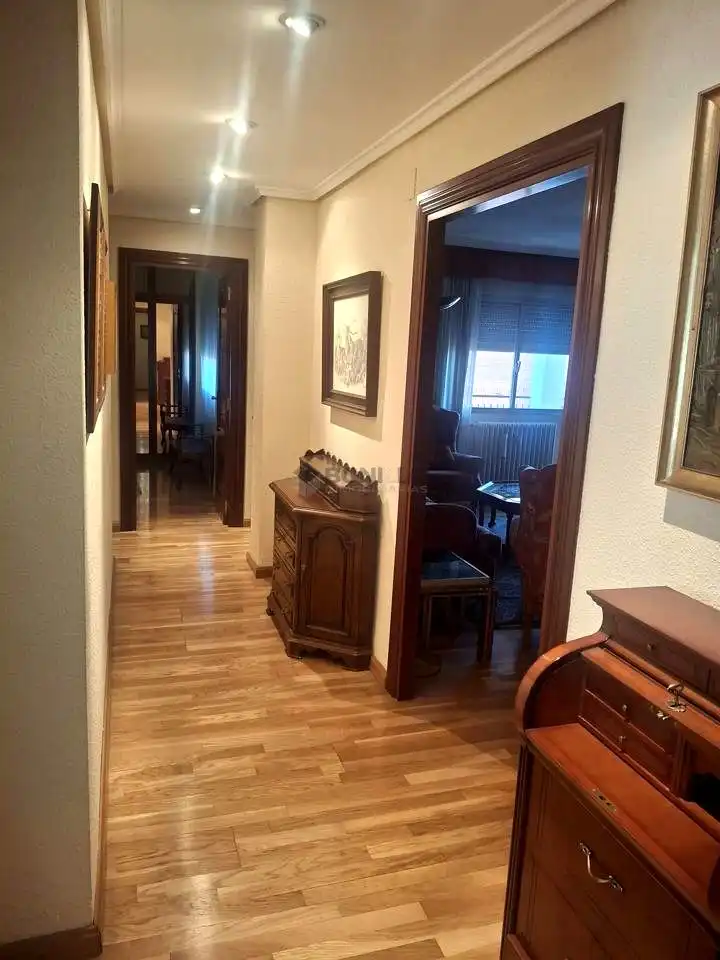Flat with lift to rent in Ronda del Parque, imagen 5