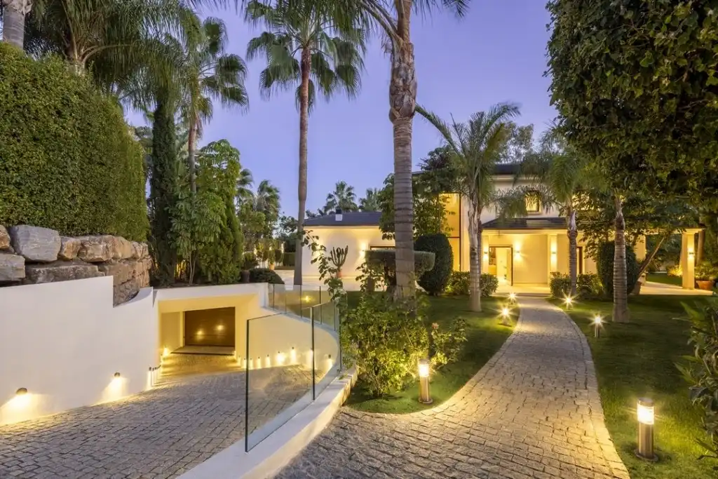 Chalet con piscina en venta en Nueva Andalucía, imagen 17