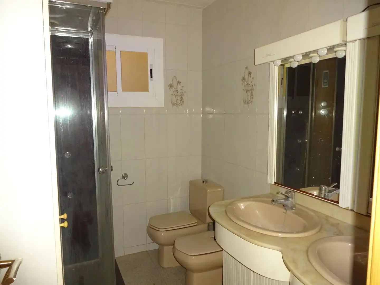 Baño de Piso en venta en Mataró con Calefacción