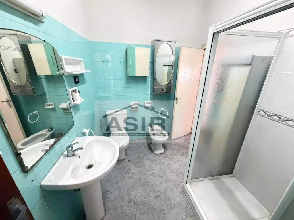 Baño de Piso en venta en Alzira con Terraza