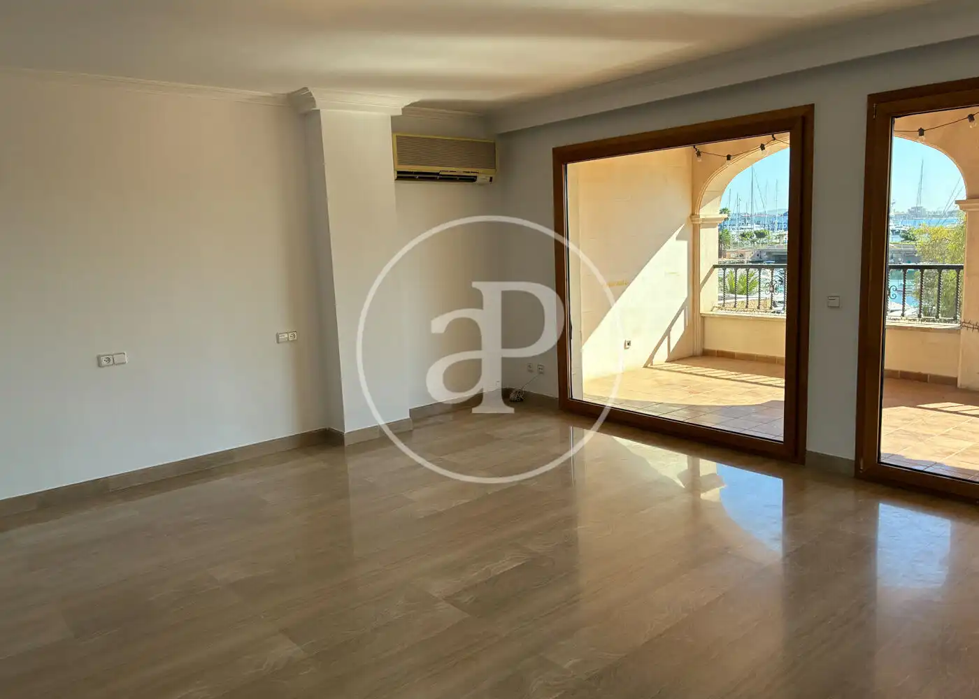 Piso con piscina en alquiler en Avinguda de Joan Miró, imagen 6