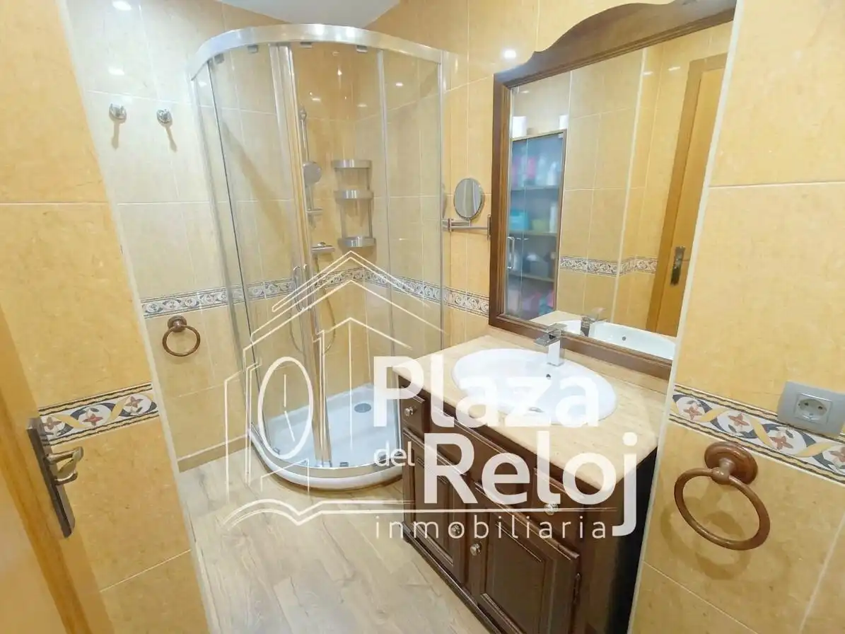 Baño de Dúplex en venta en Talavera de la Reina con Calefacción, Terraza y Trastero