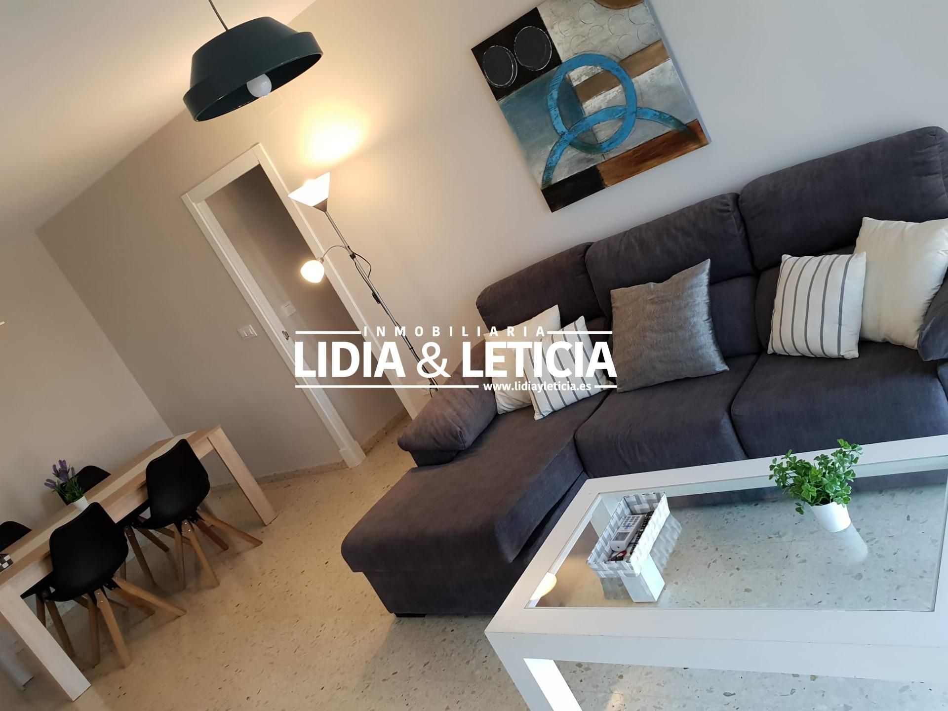 Sala d'estar de Pis en venda en Alcalá de Guadaira