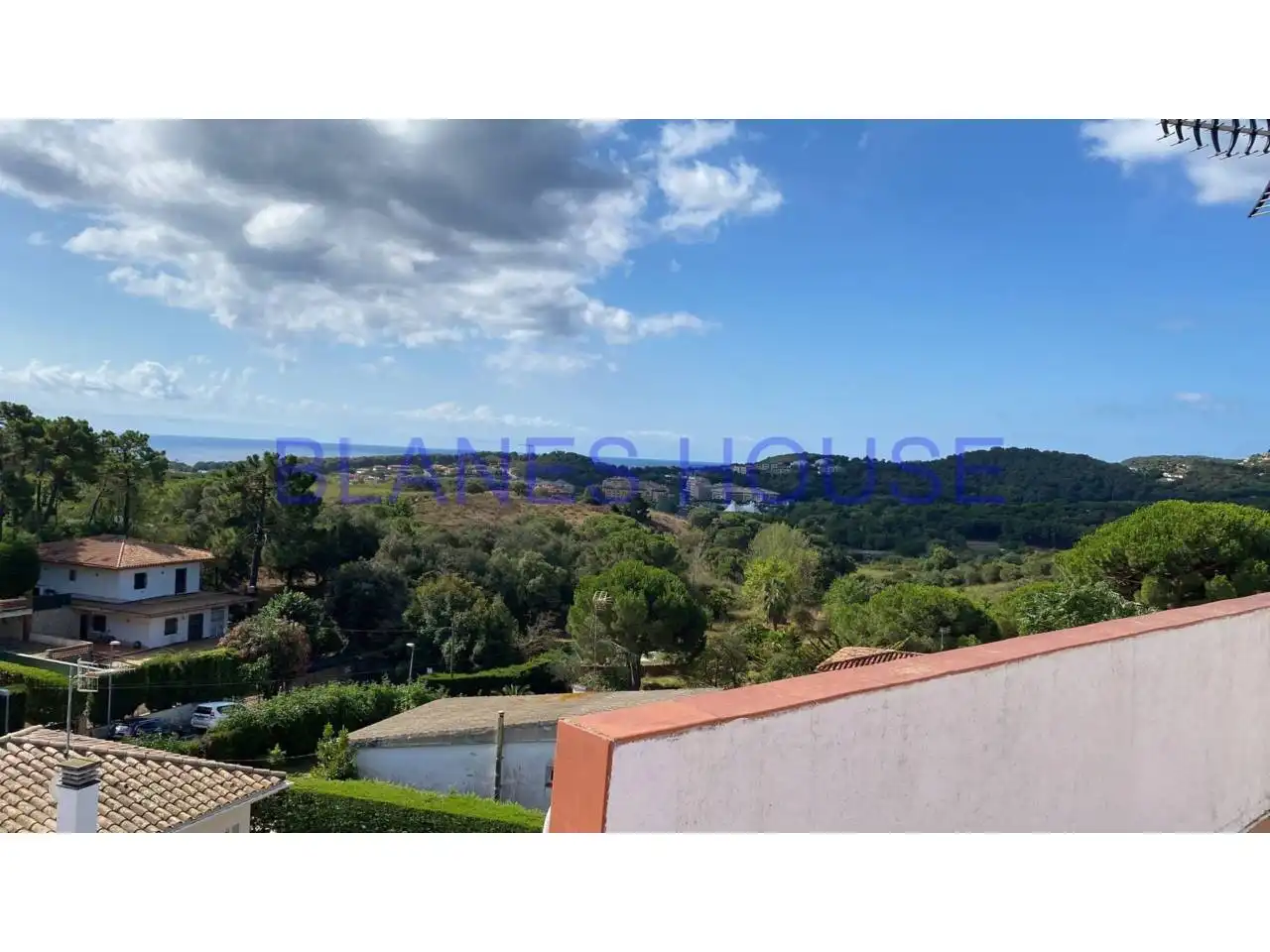 Maison avec jardin à vendre à Calle PUIG I CALAFACH