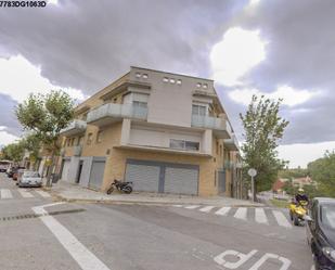 Exterior view of Duplex for sale in Terrassa