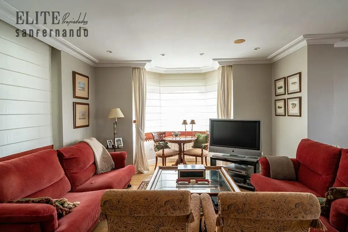 Sala de estar de Casa o chalet en venta en Piélagos con Calefacción, Jardín privado y Trastero