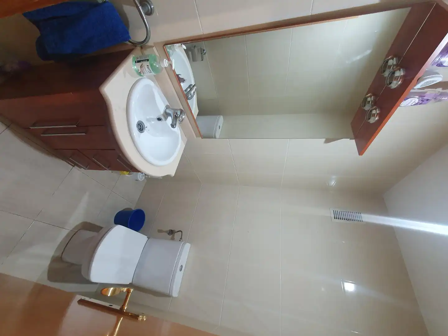 Baño de Piso de alquiler en Mollet del Vallès con Amueblado y Balcón