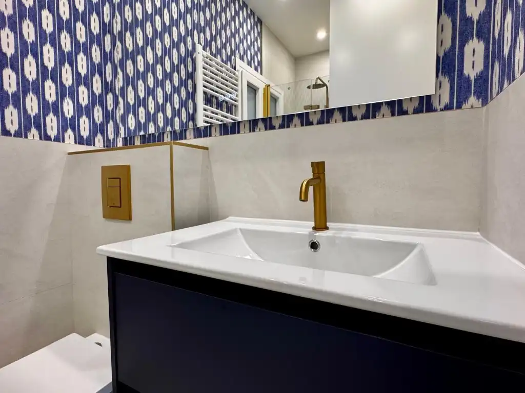 Baño de Apartamento en venta en Madrid