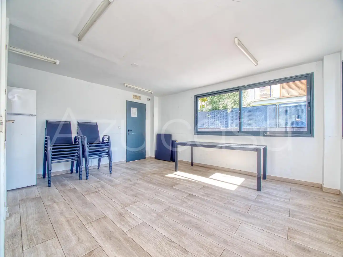 Wohnung zum Verkauf in El Campello mit Klimaanlage, Privatgarten und Parkett