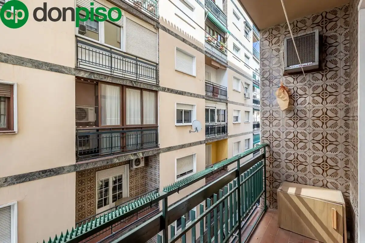 Balcony of Flat for sale in Granada  with Air Conditioner, Heating and Terrace