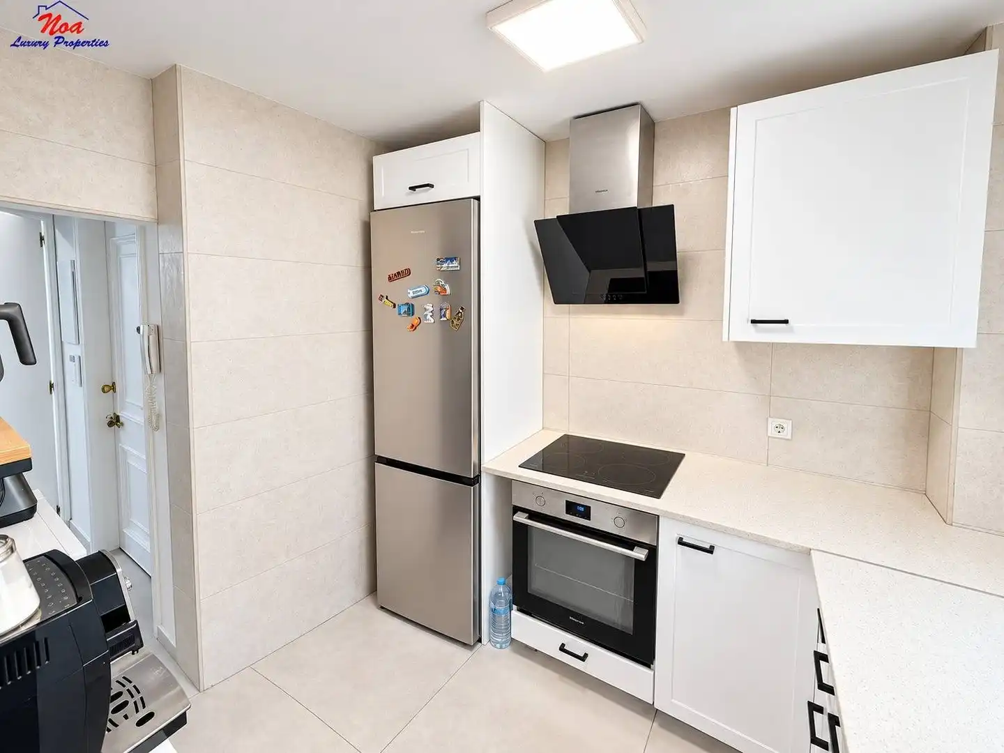 Apartamento con balcón en venta en Calle Tres Banderas, imagen 11