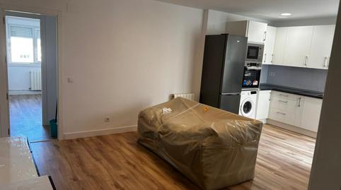 Foto 2 de Piso de alquiler en Oeste,  Logroño