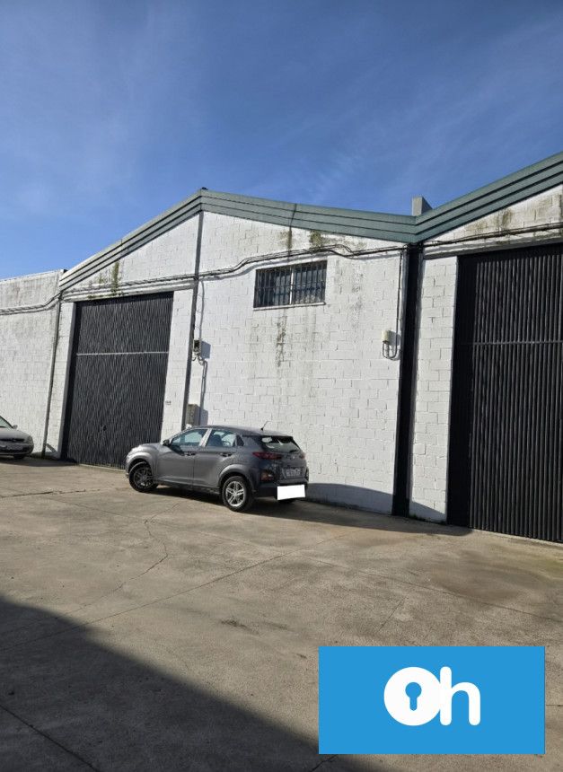 Vista exterior de Nave industrial en venta en  Huelva Capital