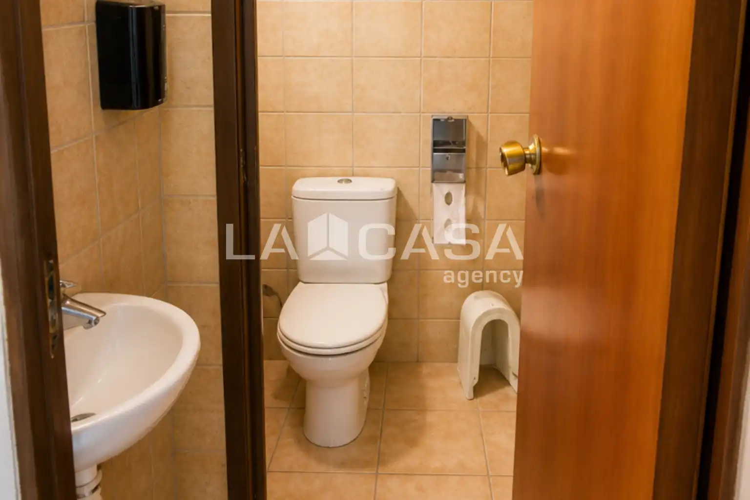 Bany de Local en venda en Sant Adrià de Besòs