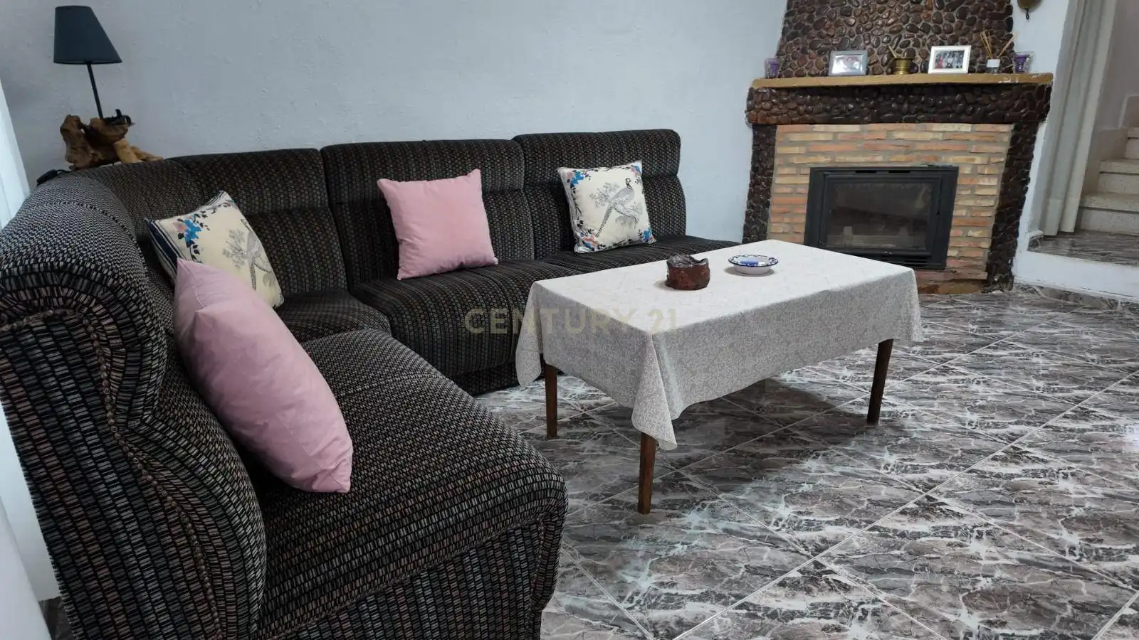 Sala d'estar de Casa o xalet en venda en Casas de Millán