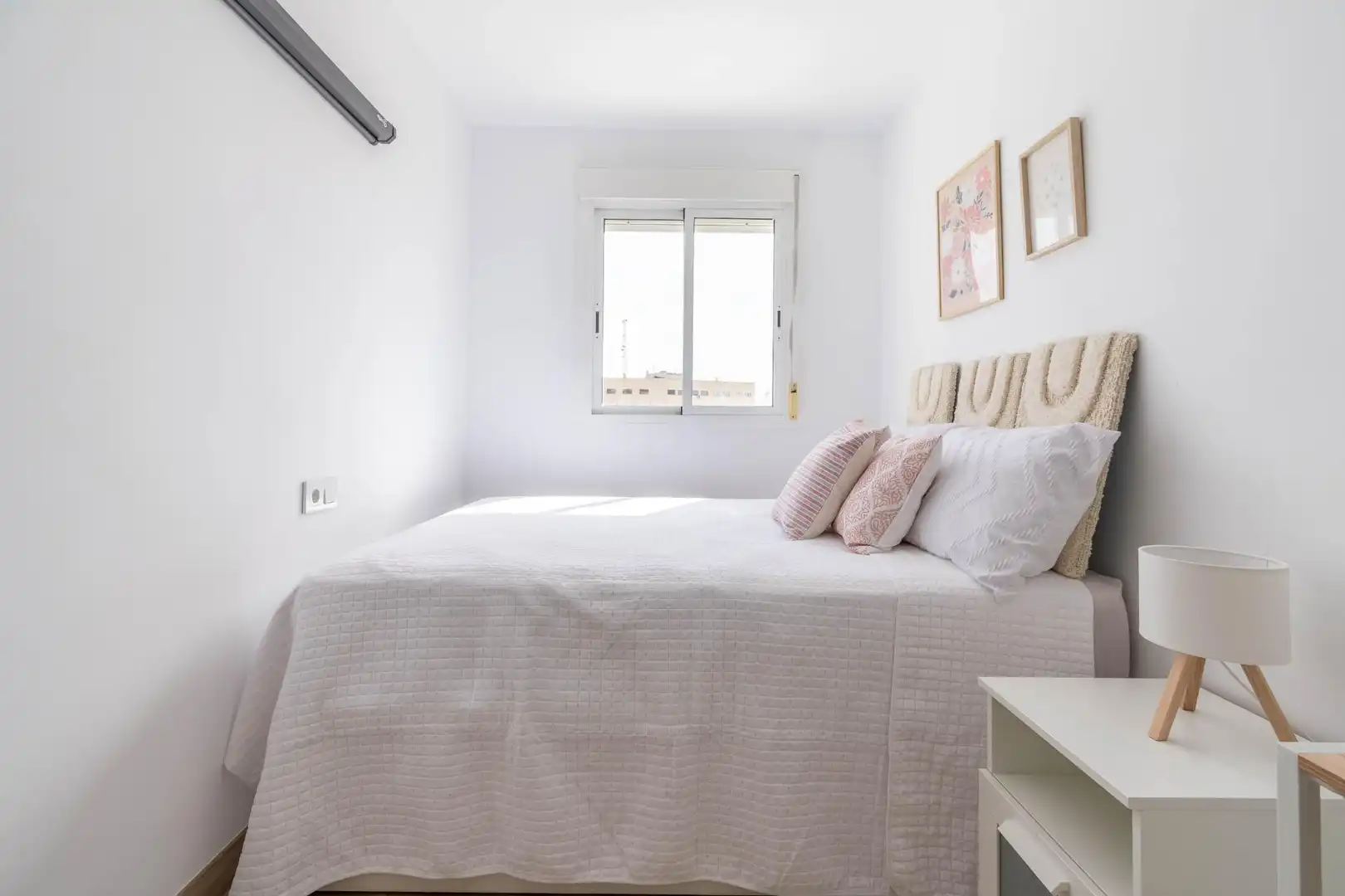 Habitación de Piso en venta en Almería con Aire acondicionado y Terraza