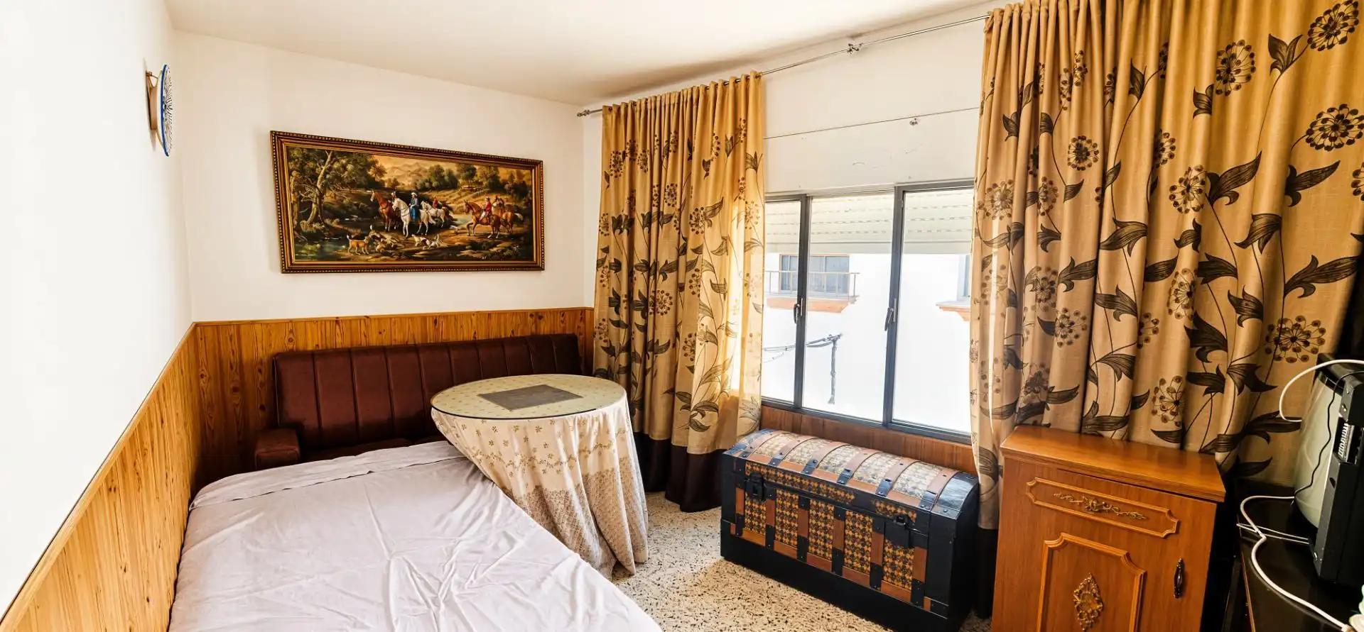 Dormitori de Casa o xalet en venda en Losar de la Vera amb Aire condicionat, Calefacció i Moblat