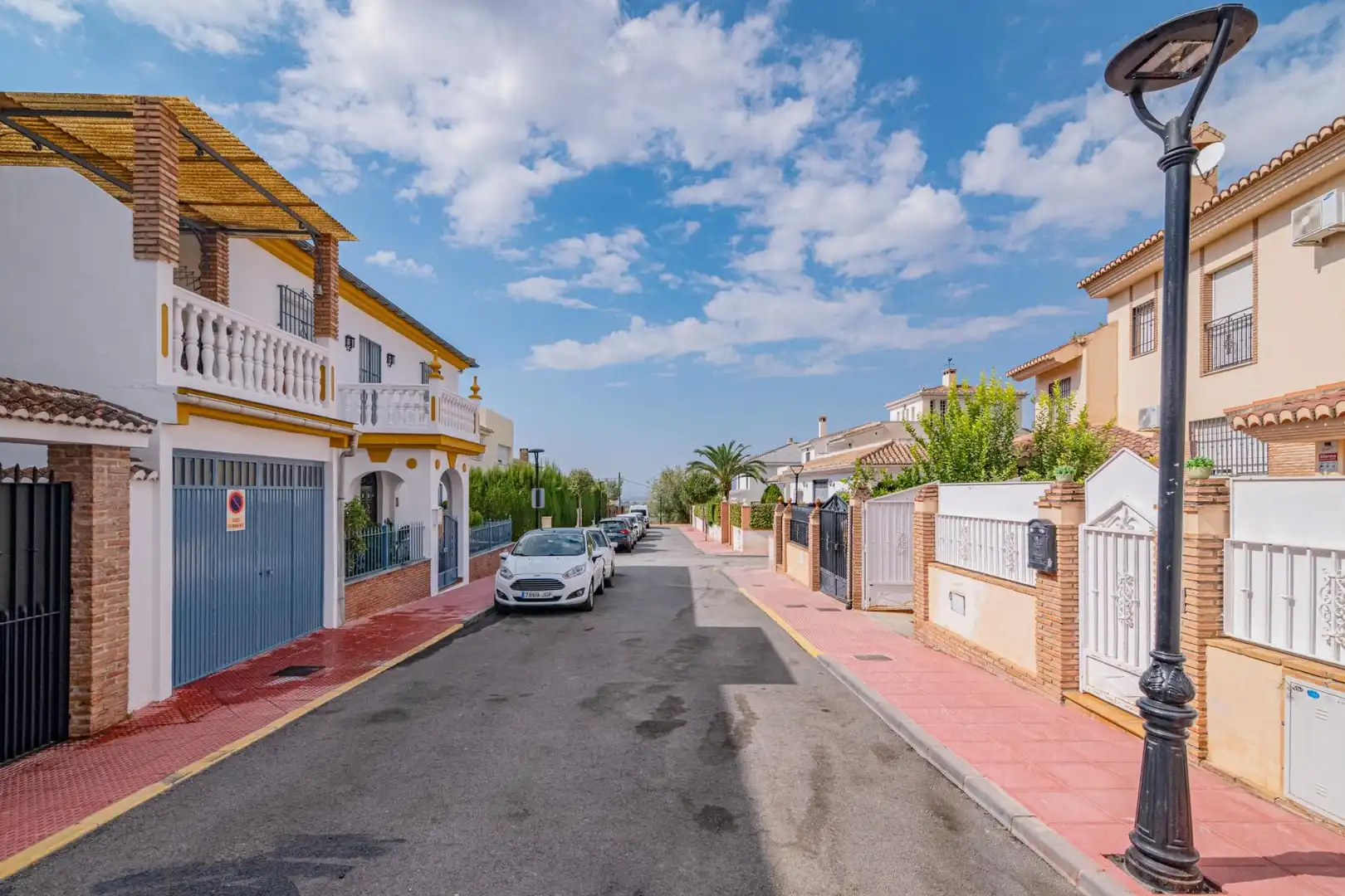 Vista exterior de Casa o chalet en venta en Pulianas
