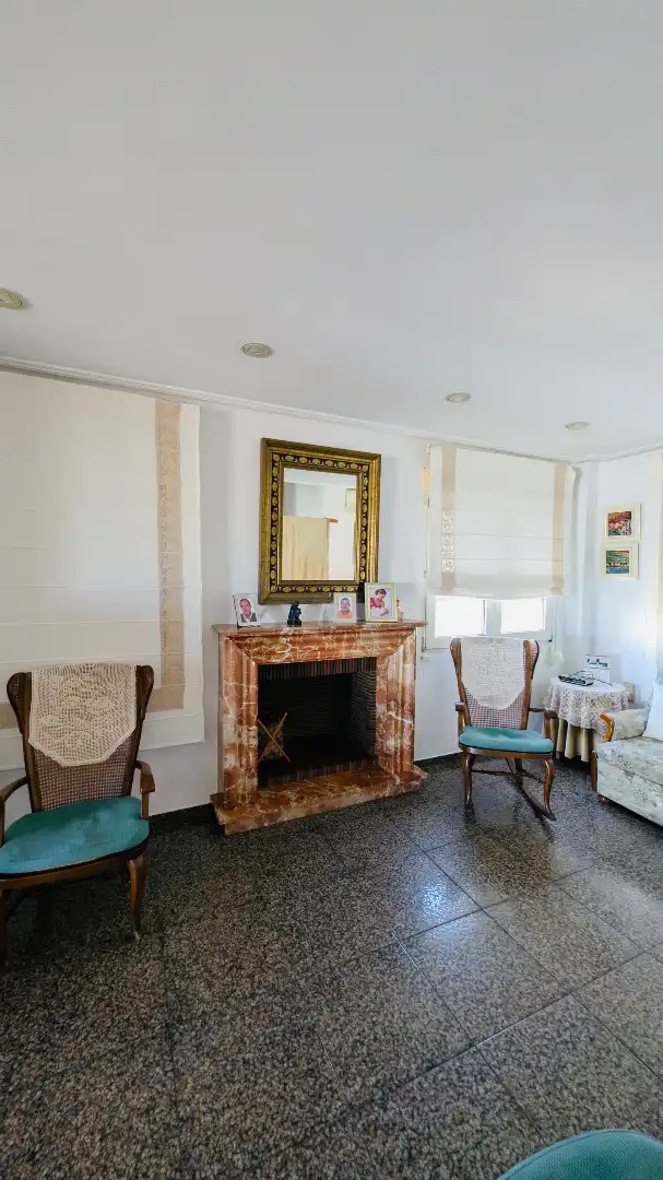 Sala d'estar de Casa o xalet en venda en Oliva amb Aire condicionat, Calefacció i Jardí privat