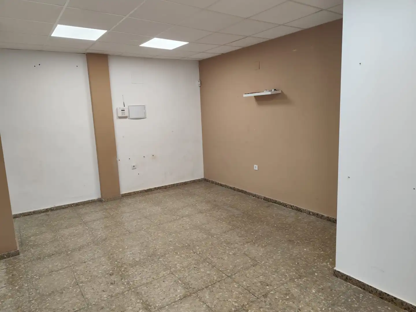 Local comercial en venda a Industria, imagen 11