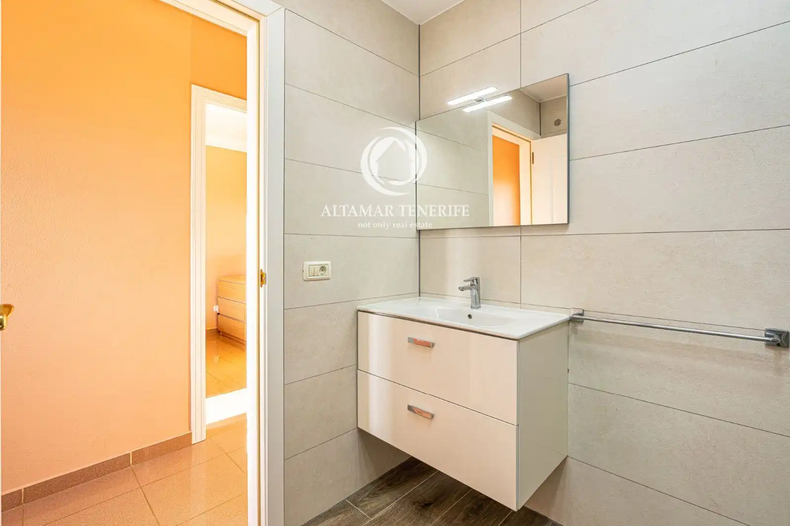 Apartments for sale in Agando, Playa del Duque