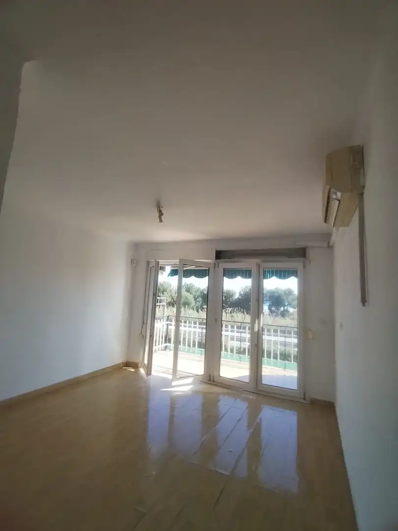 Estudio en venta en Castelldefels con Terraza