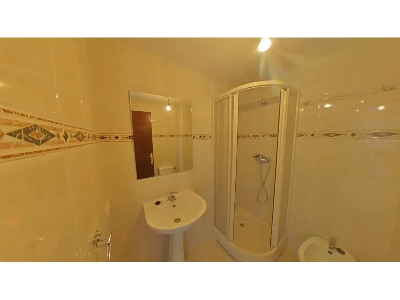 Bathroom of Flat for sale in Aranjuez  with Terrace