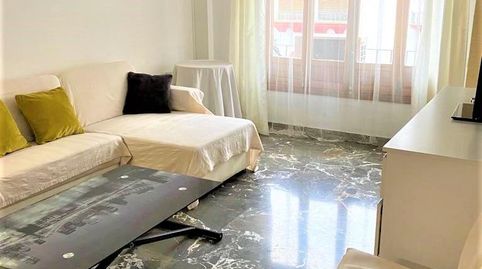 Foto 2 de Piso de alquiler en Alfalfa - Santa Cruz, Sevilla Capital