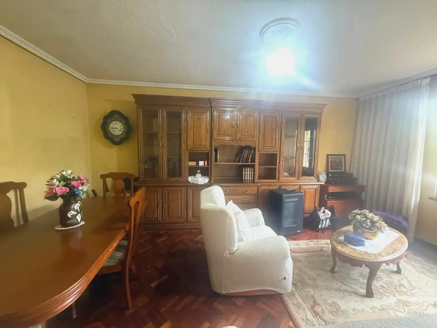 Sala de estar de Piso en venta en Castrillón con Calefacción, Jardín privado y Parquet